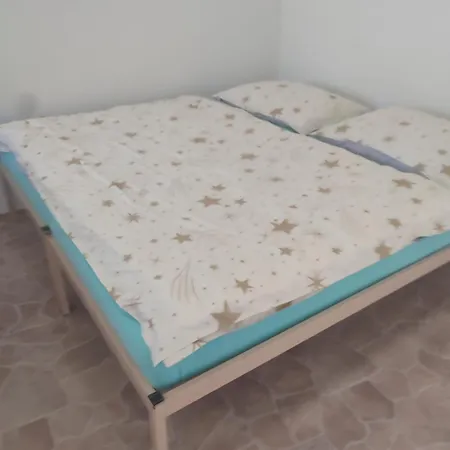 Novy Κάμπινγκ *